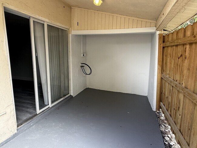 Building Photo - 3525 Avenue J