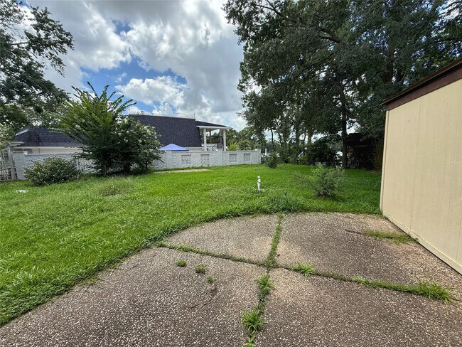 Building Photo - 13103 Holston Hills Dr