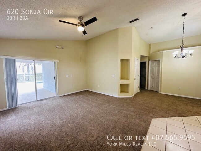 Building Photo - 620 Sonja Cir