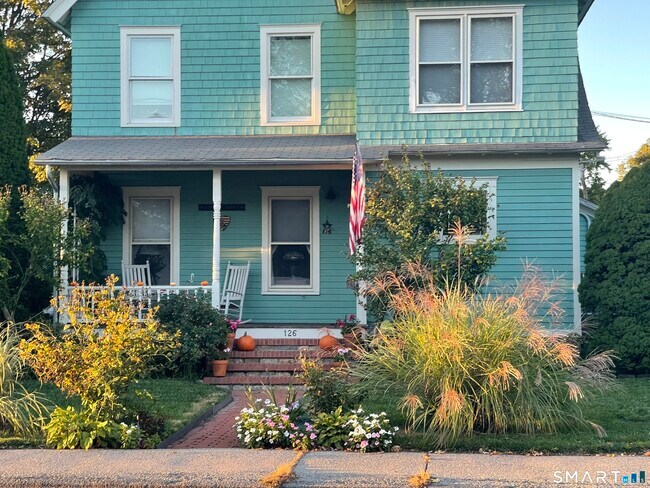 Building Photo - 126 East Ave