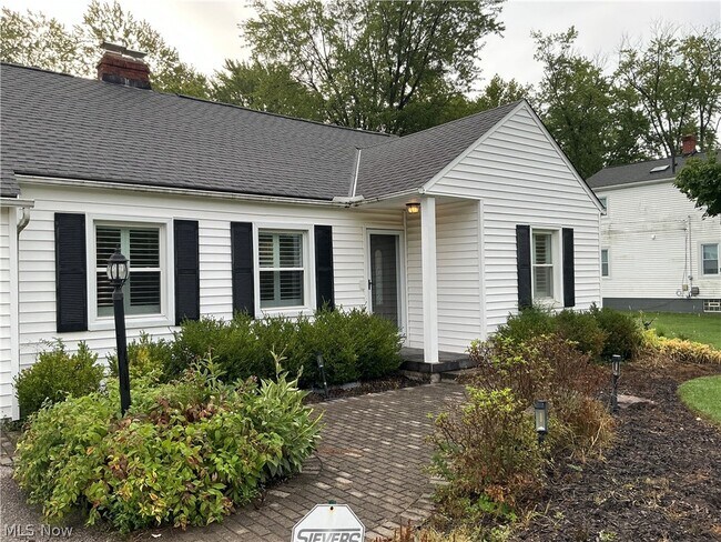 Building Photo - 3653 Brainard Rd