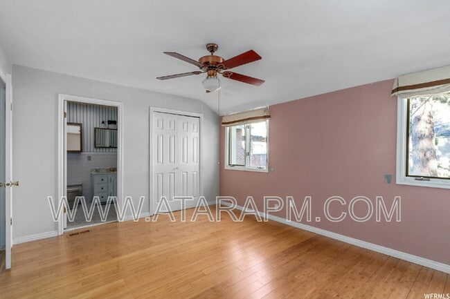 Building Photo - 1577 E Tomahawk Dr