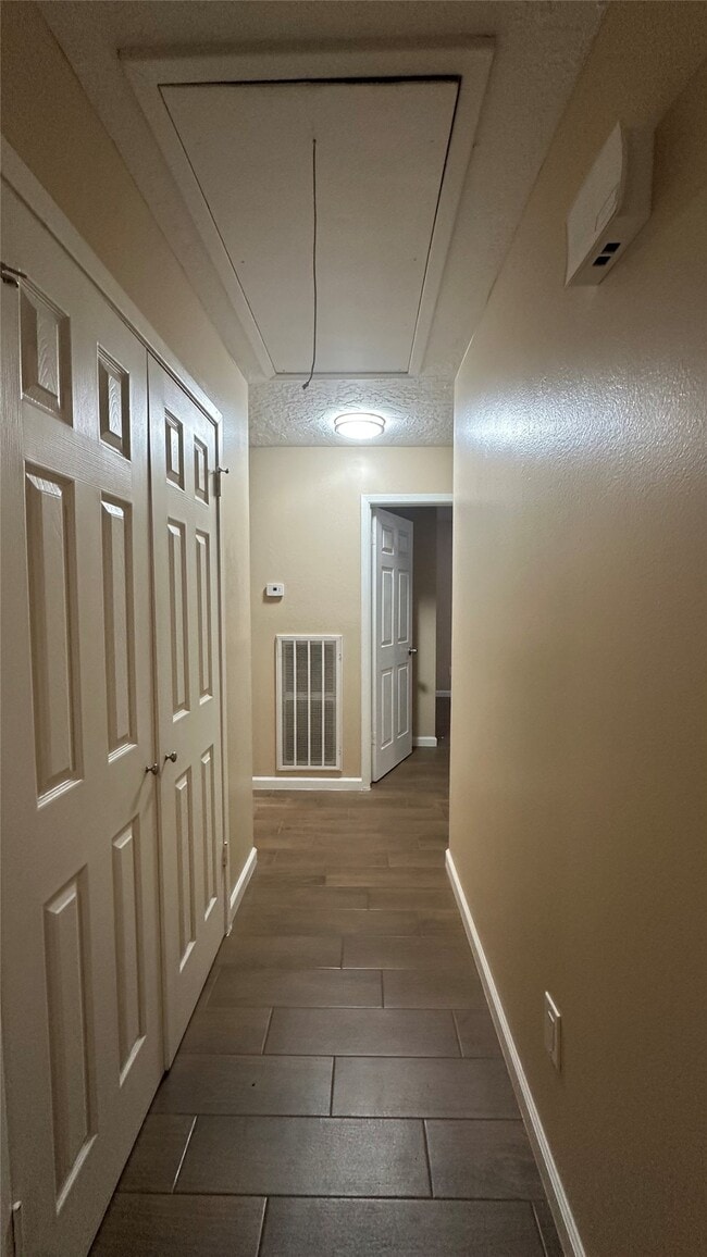 Building Photo - 11503 Briar Forest Dr