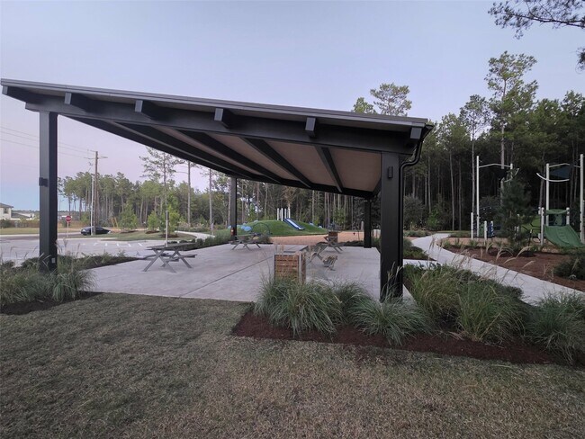 Building Photo - 25344 Carnation Ct