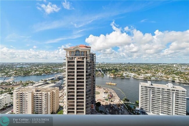 Building Photo - 101 S Fort Lauderdale Beach Blvd