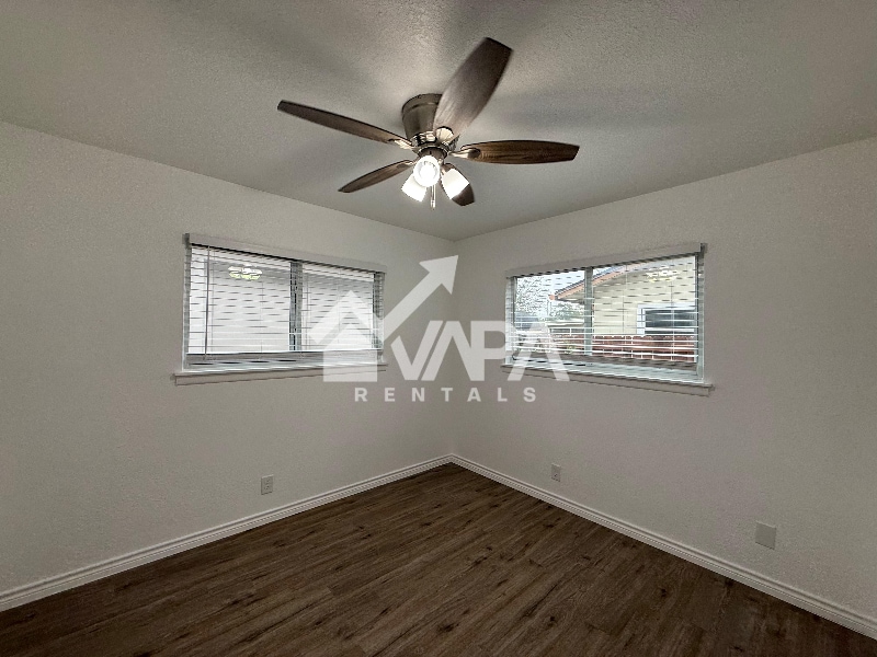 Building Photo - 7817 Leafy Hollow