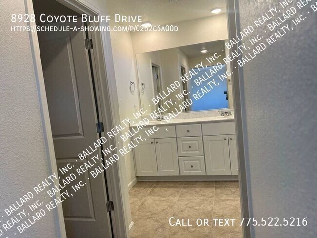 Building Photo - 8928 Coyote Blf Dr