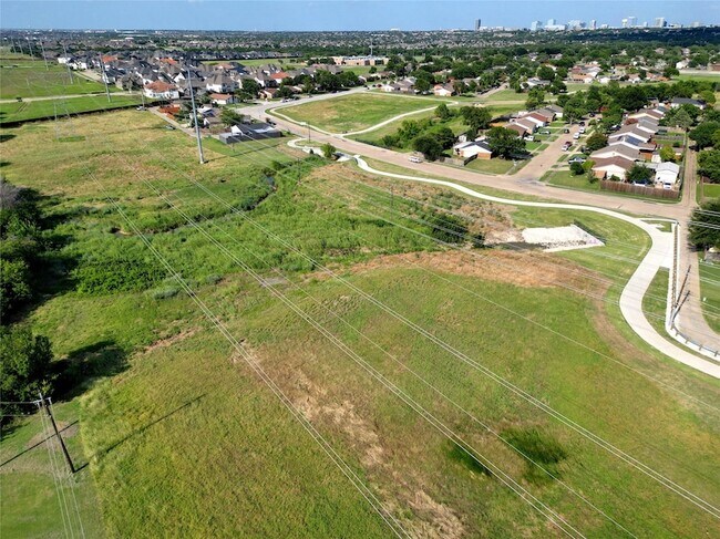 Building Photo - 7216 Langley Ct