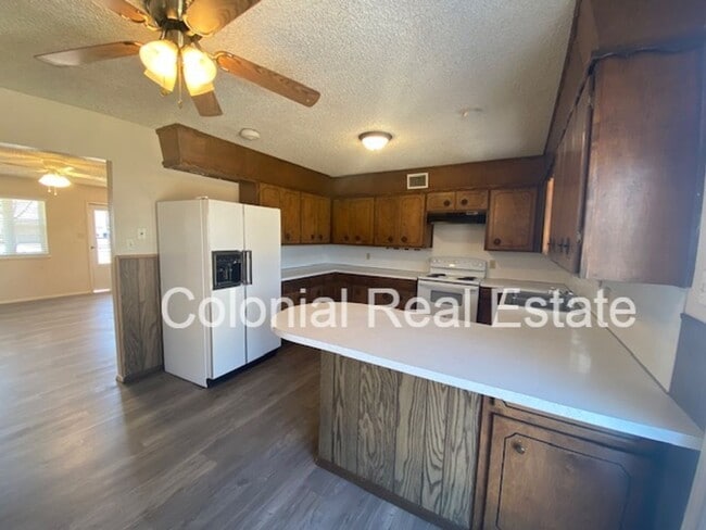 Building Photo - Cozy 3 Bedroom 2 Bath home