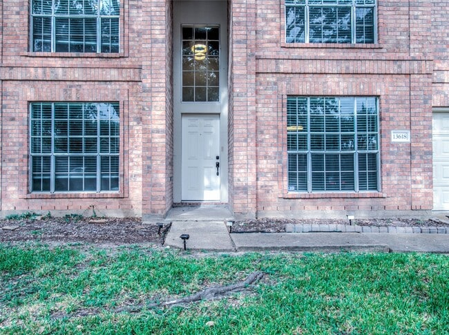 Building Photo - 13618 Woodspire Dr