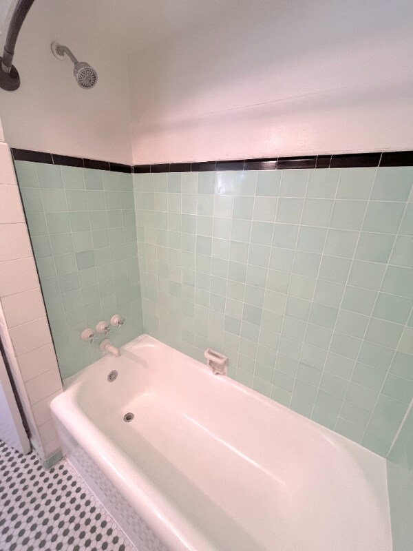 Building Photo - 1056 Euclid Ave