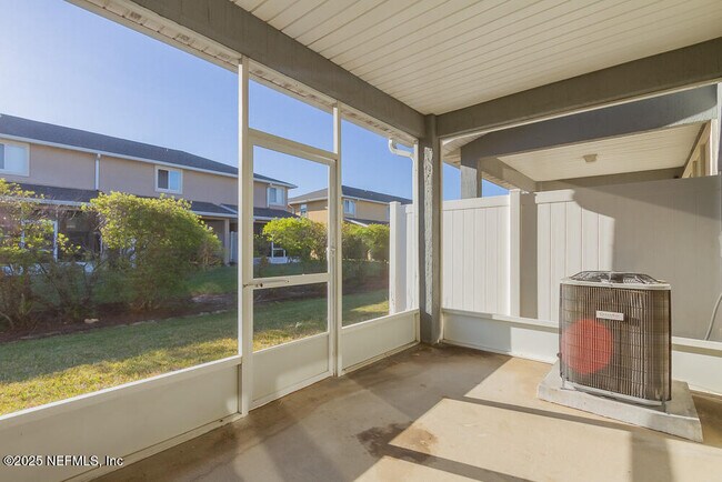 Building Photo - 2374 Red Moon Dr