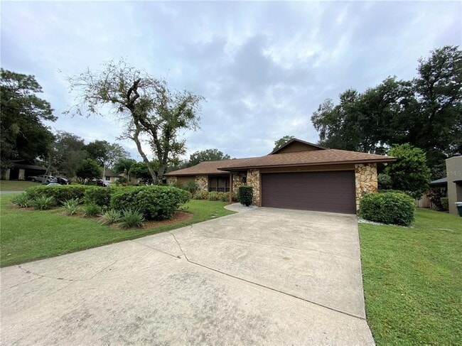 Primary Photo - 214 Stevenage Dr