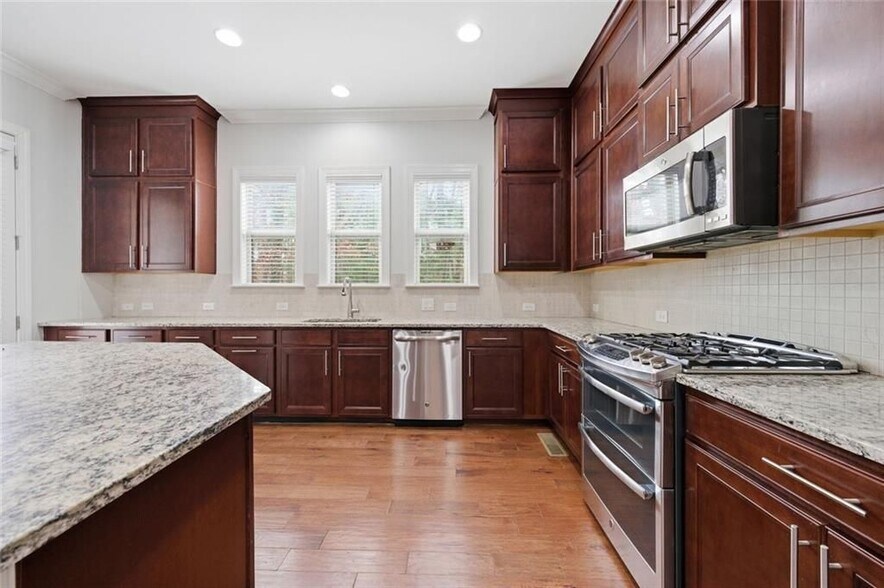 Building Photo - 1779 Stephanie Trail NE