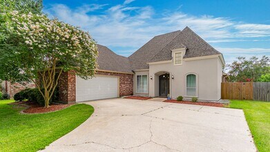 Building Photo - Now Leasing in Bluebonnet Highlands Subdivision!