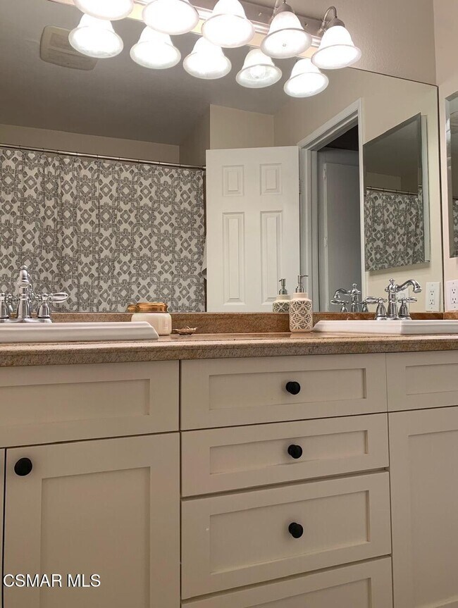 Building Photo - 1345 Alessandro Dr