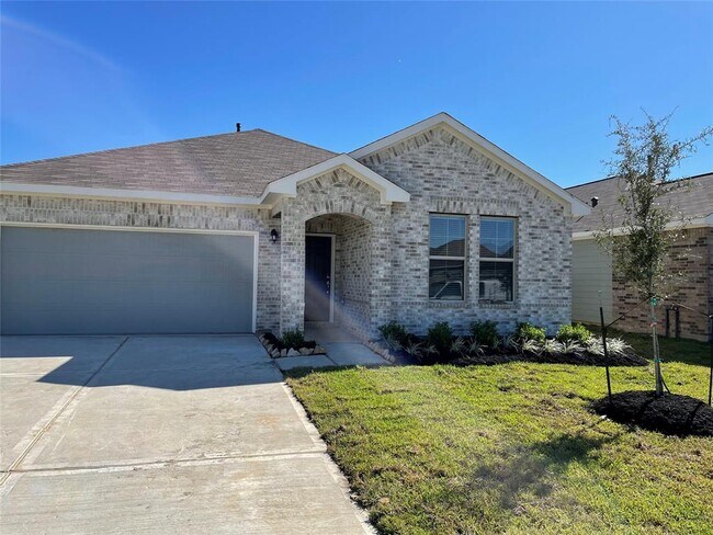 Primary Photo - 24814 Sierra Laurel Ln