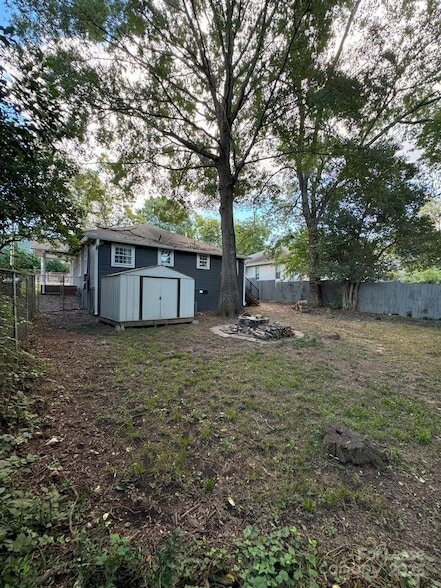 Building Photo - 430 Faison Ave