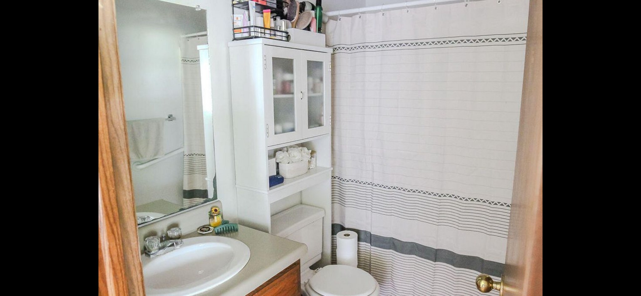 Bath 2 - 3422 West St