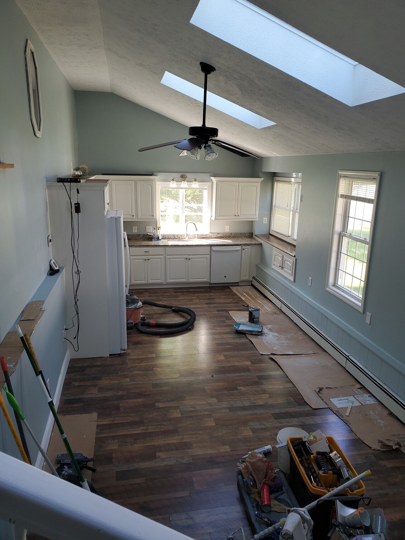 Building Photo - 132 Lawrence Rd