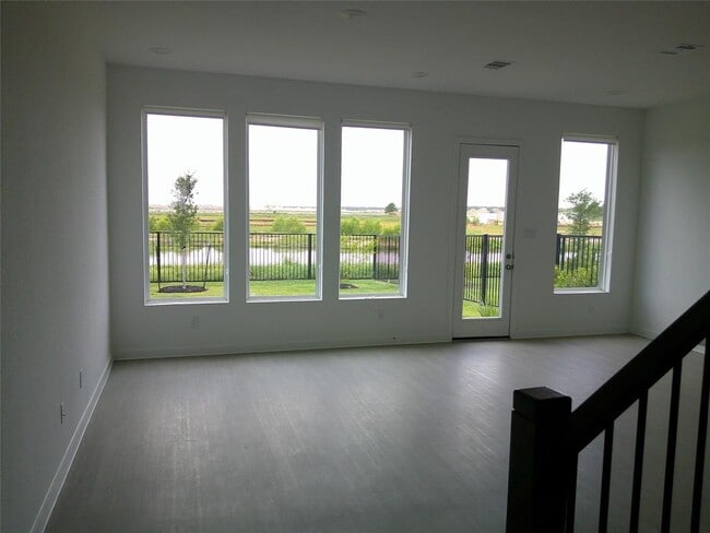 Building Photo - 12711 Dog Canyon Trl