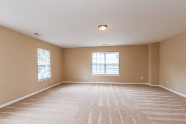 Building Photo - 6415 Colonial Garden Dr