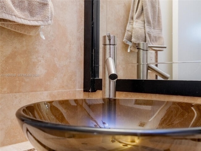 Building Photo - 206 SW 159th Way