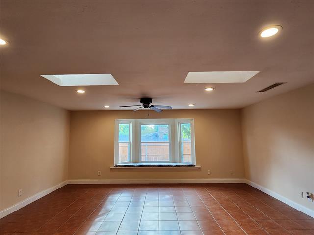 Building Photo - 3800 N Magnolia Ct