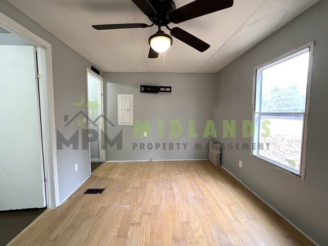 Building Photo - 240 Rister Rd