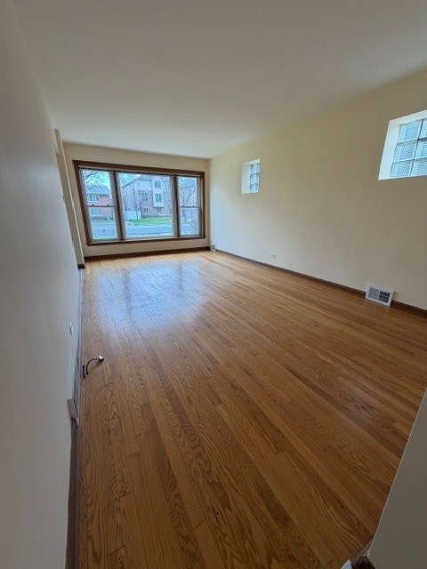 Building Photo - 822 LaGrange Rd