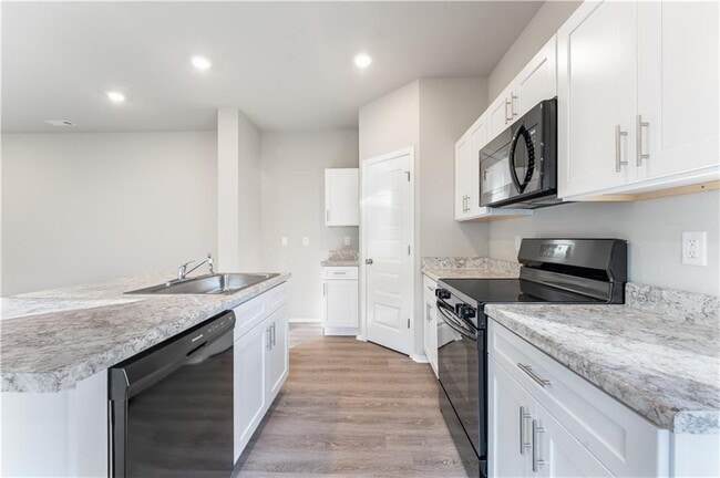 Building Photo - 6812 Memphis