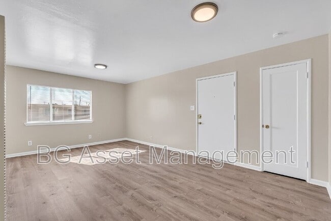 Building Photo - 156 Marina Way