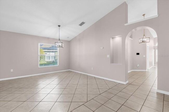 Building Photo - 13555 Briarmoor Ct