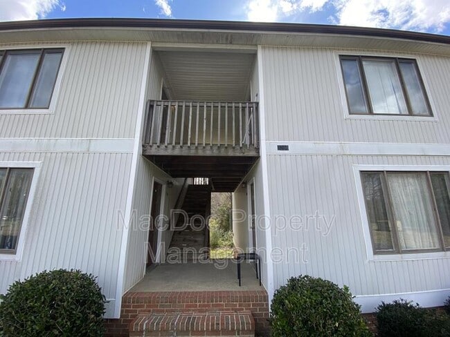 Building Photo - 9298 Hayden Dr