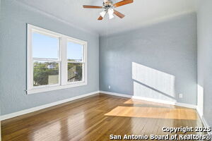 Building Photo - 438 W Kings Hwy