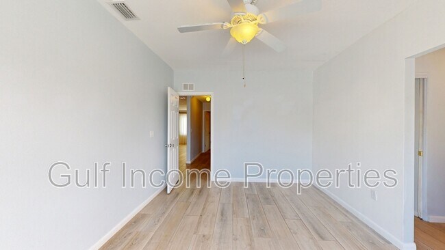 Building Photo - 406 47th St NW
