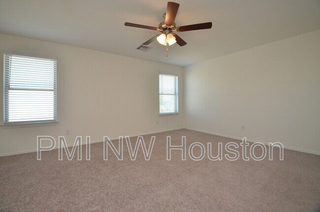 Building Photo - 5602 Tabula Rasa Dr
