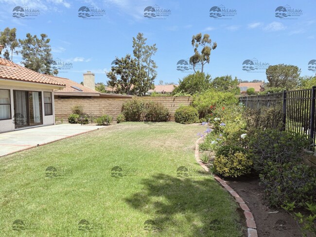 Building Photo - Shadowridge  Gorgeous 3 Bedroom Home In Desirable Neighborhood / Vista