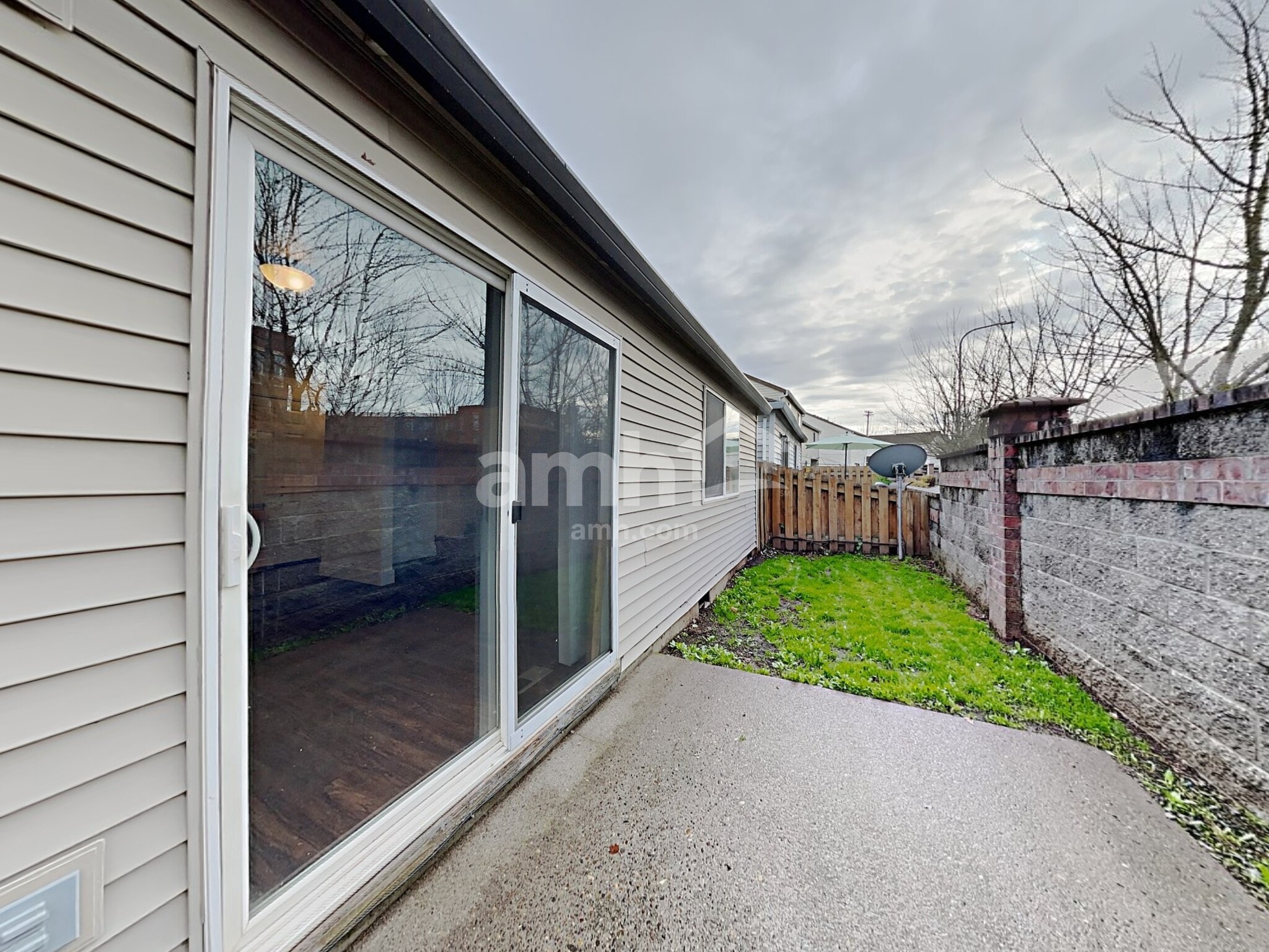 Building Photo - 16986 SW Steele Way