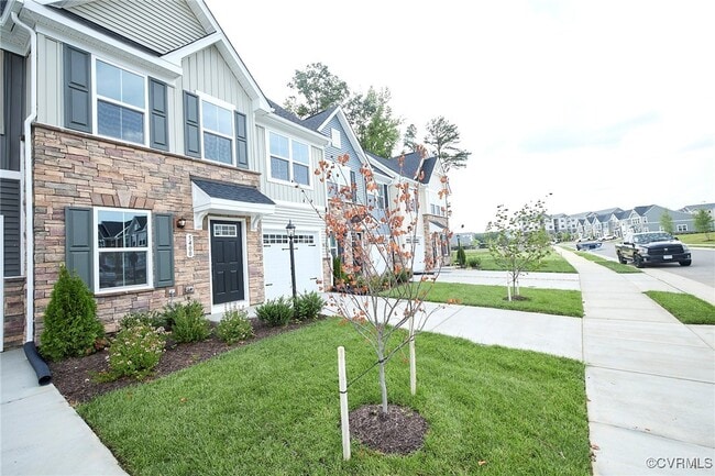 Building Photo - 5400 Addison Gate Dr