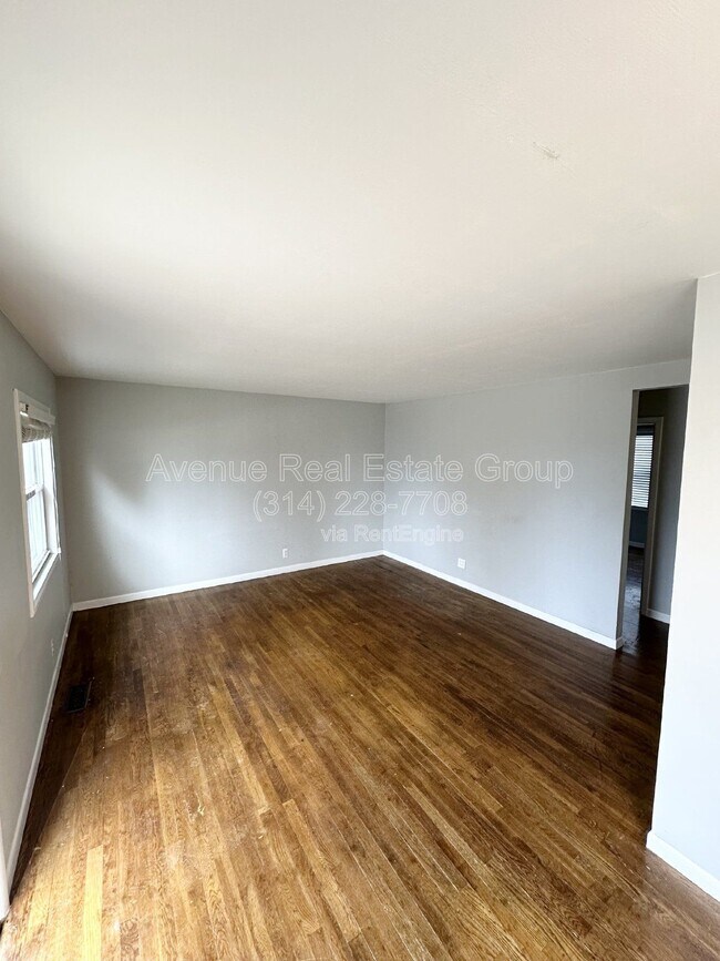 Building Photo - 12154 Parkwood Pl