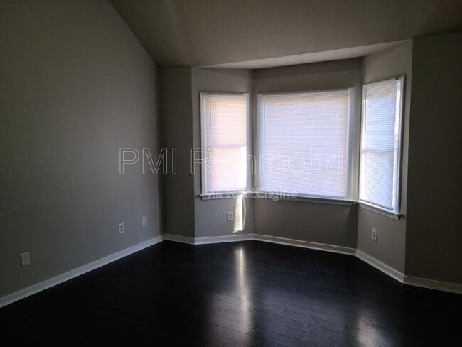 Building Photo - 1500 Tackley Pl