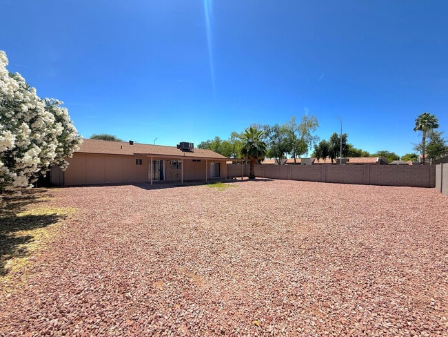 Building Photo - 3522 W Toledo St