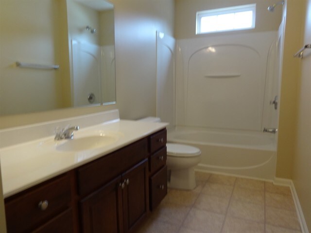 Building Photo - 518 Arrowhead Dr