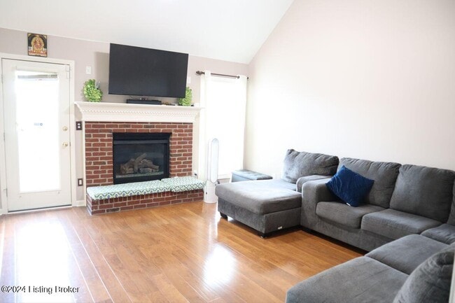 Building Photo - 10129 Spring Gate Dr