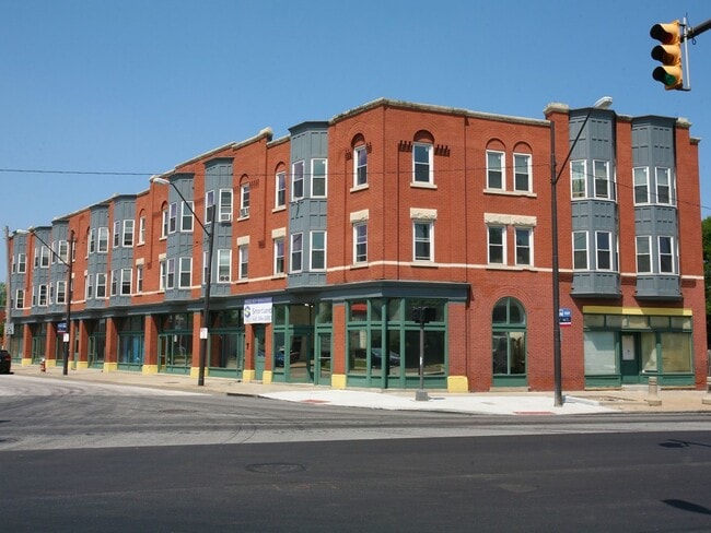 Interior Photo - Smartland Body Block Arcade Apartments