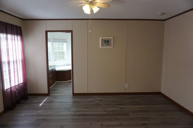 Building Photo - 12180 Co Rd 91