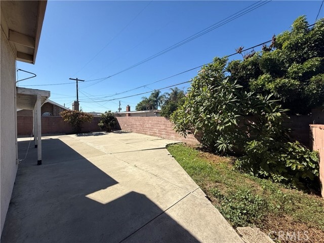 Building Photo - 915 Evanwood Ave