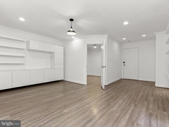 Building Photo - 2325 42nd St NW