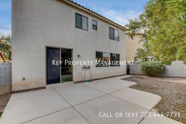 Building Photo - WOW! 4 BEDROOM UPGRADED HOME WITH CASITA!